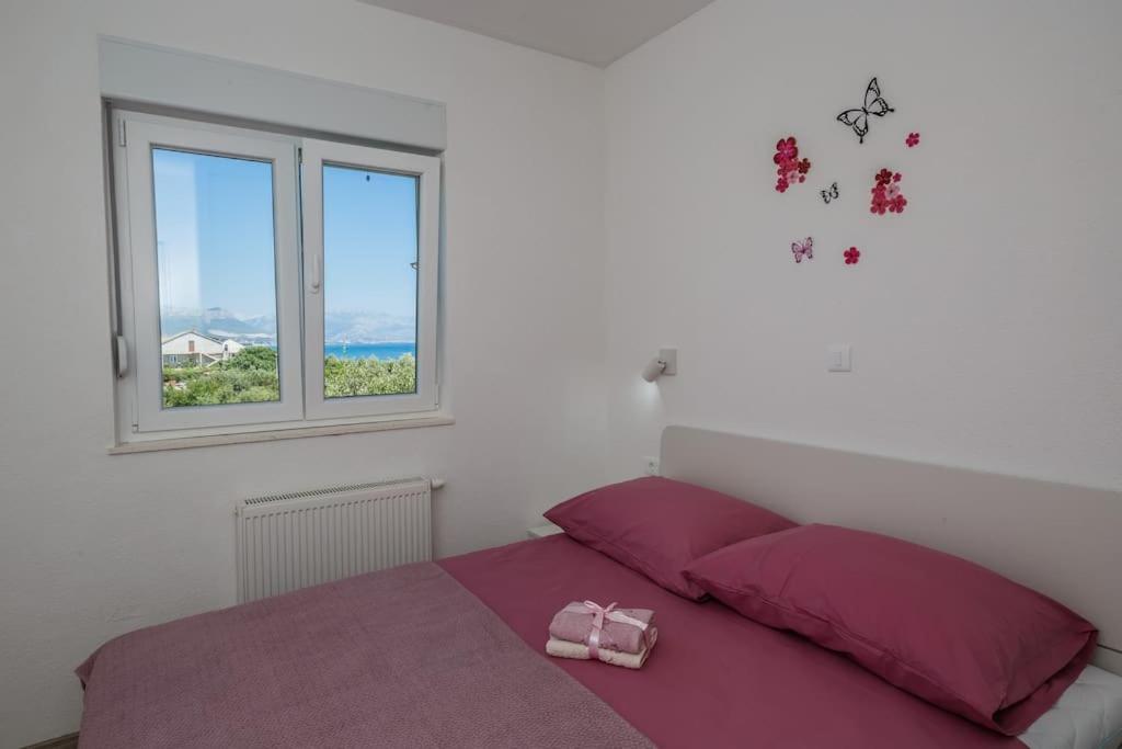 Beach Apartment Andela A2 Kaštela Exteriör bild